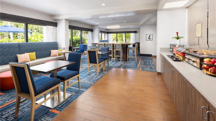 Hampton Inn Naples Central Restaurant