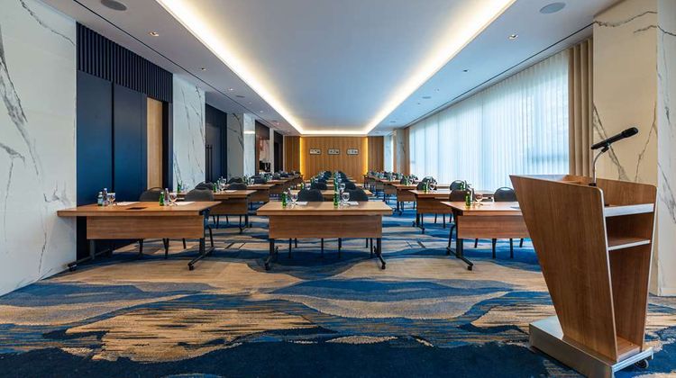 DoubleTree by Hilton Hotel Aqaba Meeting