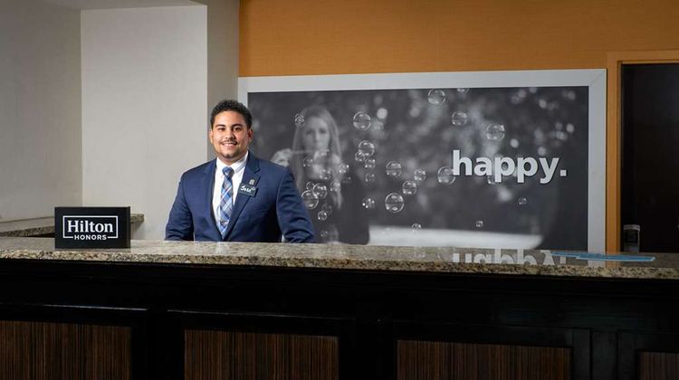 Hampton Inn Ann Arbor-South Lobby