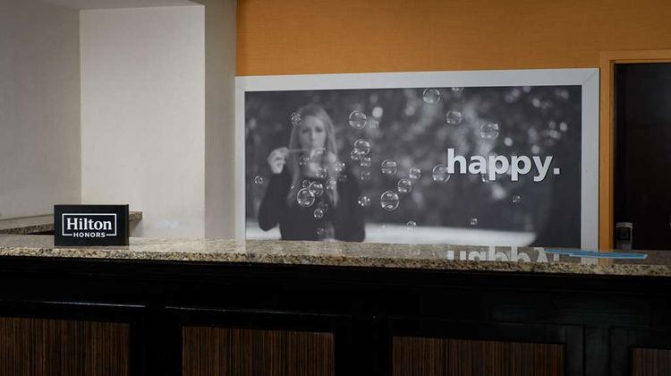 Hampton Inn Ann Arbor-South Lobby