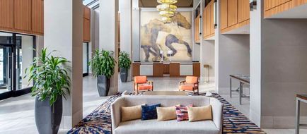 Hilton Arlington Lobby