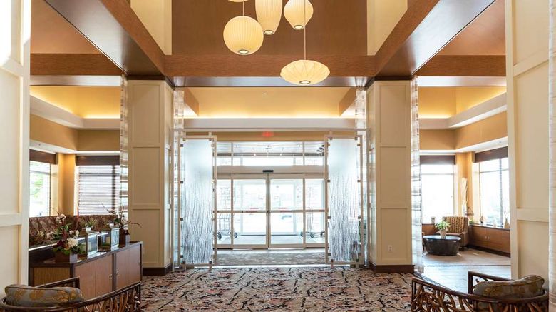 <b>Hilton Garden Inn Watertown Lobby</b>. Images powered by <a href="https://iceportal.shijigroup.com/" title="IcePortal" target="_blank">IcePortal</a>.