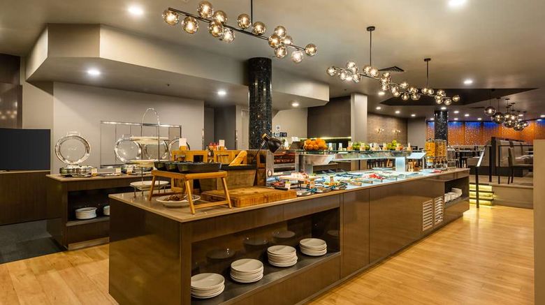 <b>DoubleTree by Hilton Hotel Alice Springs Restaurant</b>. Images powered by <a href="https://iceportal.shijigroup.com/" title="IcePortal" target="_blank">IcePortal</a>.
