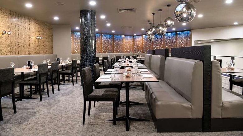 <b>DoubleTree by Hilton Hotel Alice Springs Restaurant</b>. Images powered by <a href="https://iceportal.shijigroup.com/" title="IcePortal" target="_blank">IcePortal</a>.