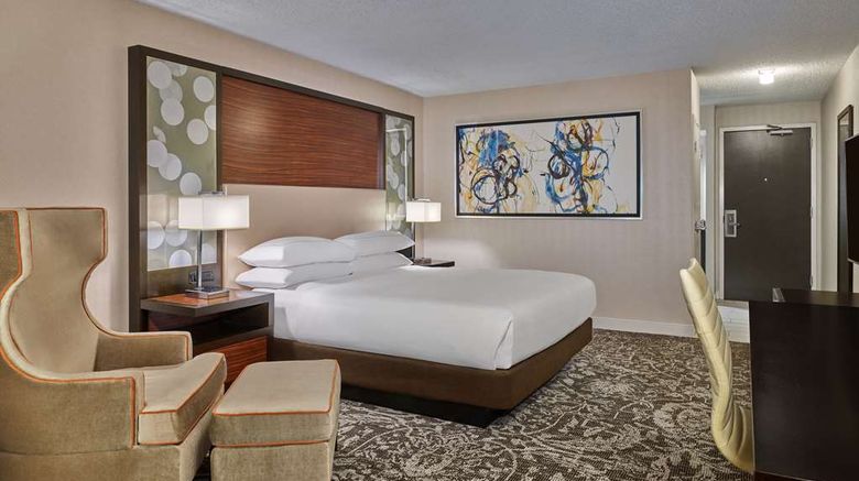 <b>Hilton Atlanta Airport Room</b>. Images powered by <a href="https://iceportal.shijigroup.com/" title="IcePortal" target="_blank">IcePortal</a>.