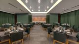 <b>Hilton Atlanta Restaurant</b>. Images powered by <a href="https://iceportal.shijigroup.com/" title="IcePortal" target="_blank">IcePortal</a>.