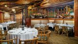 <b>Hilton Atlanta Restaurant</b>. Images powered by <a href="https://iceportal.shijigroup.com/" title="IcePortal" target="_blank">IcePortal</a>.
