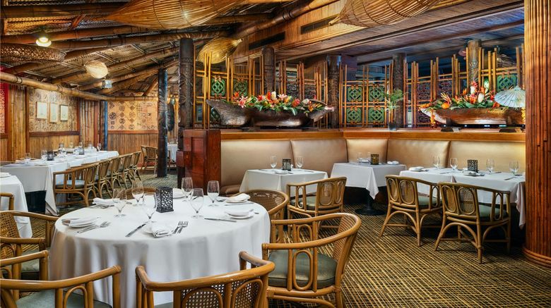<b>Hilton Atlanta Restaurant</b>. Images powered by <a href="https://iceportal.shijigroup.com/" title="IcePortal" target="_blank">IcePortal</a>.