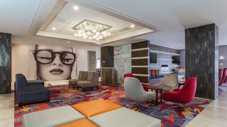 <b>DoubleTree Atlanta Airport Lobby</b>. Images powered by <a href="https://iceportal.shijigroup.com/" title="IcePortal" target="_blank">IcePortal</a>.
