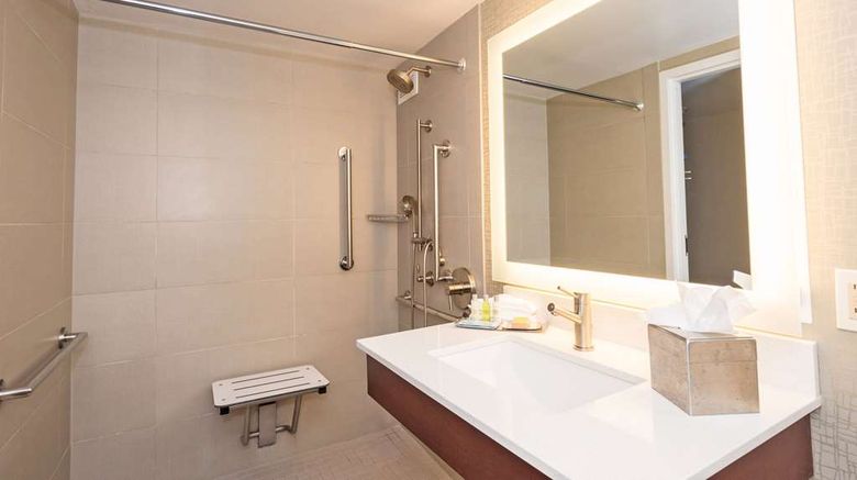 <b>DoubleTree Suites Atlanta - Galleria Room</b>. Images powered by <a href="https://iceportal.shijigroup.com/" title="IcePortal" target="_blank">IcePortal</a>.