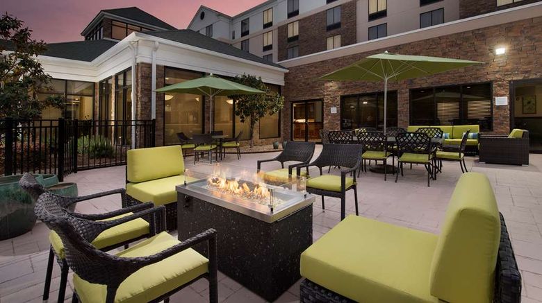 <b>Hilton Garden Inn Atlanta West Exterior</b>. Images powered by <a href="https://iceportal.shijigroup.com/" title="IcePortal" target="_blank">IcePortal</a>.