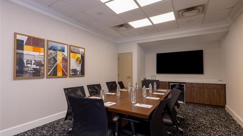 <b>Hampton Inn Lawrenceville Duluth Meeting</b>. Images powered by <a href="https://iceportal.shijigroup.com/" title="IcePortal" target="_blank">IcePortal</a>.