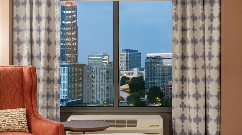 <b>Hilton Garden Inn Atlanta Downtown Room</b>. Images powered by <a href="https://iceportal.shijigroup.com/" title="IcePortal" target="_blank">IcePortal</a>.
