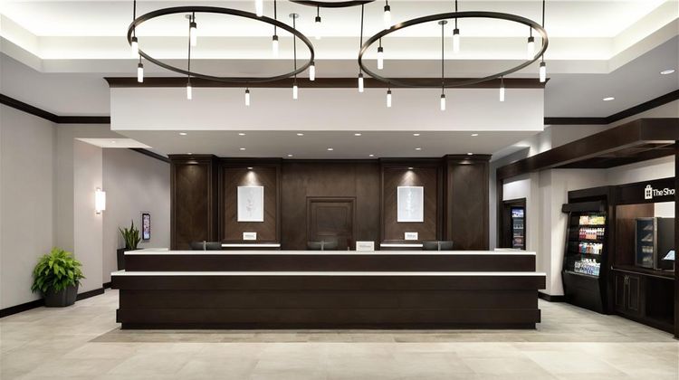 Hilton Garden Inn Atlanta Downtown Lobby