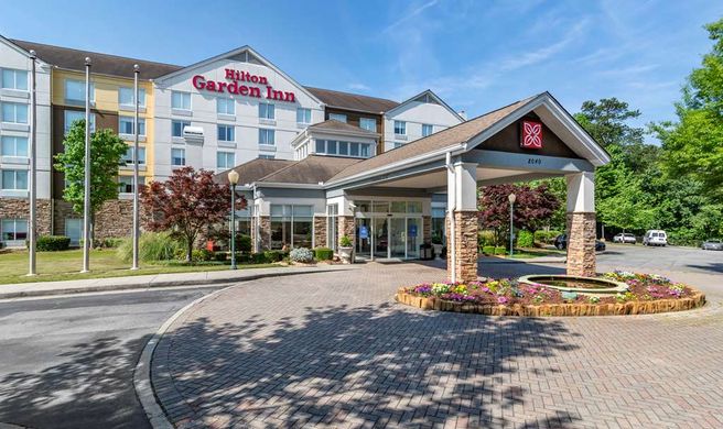 Hilton Garden Inn Exterior