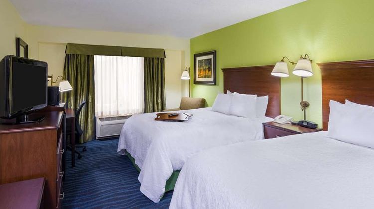 Hampton Inn Atlanta-Perimeter Center Room
