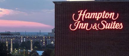 Hampton Inn & Suites Atlanta Downtown Exterior
