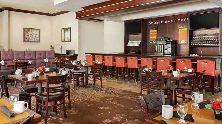 <b>DoubleTree by Hilton Atlanta - Northlake Restaurant</b>. Images powered by <a href="https://iceportal.shijigroup.com/" title="IcePortal" target="_blank">IcePortal</a>.