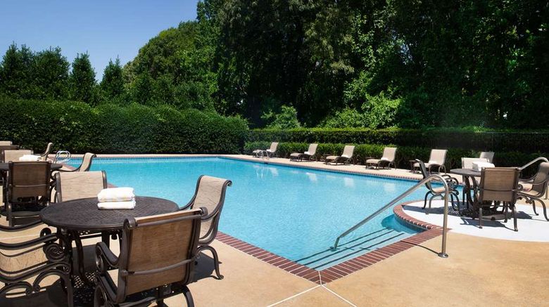 <b>Hilton Atlanta/Marietta Hotel Pool</b>. Images powered by <a href="https://iceportal.shijigroup.com/" title="IcePortal" target="_blank">IcePortal</a>.