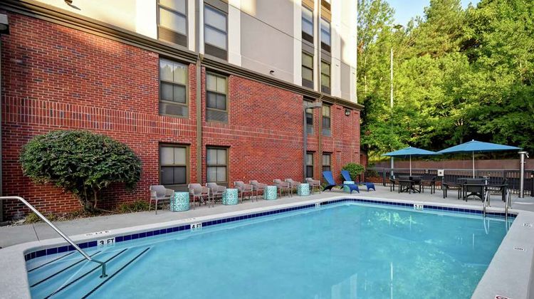 Hampton Inn Atlanta Mall of Georgia Pool