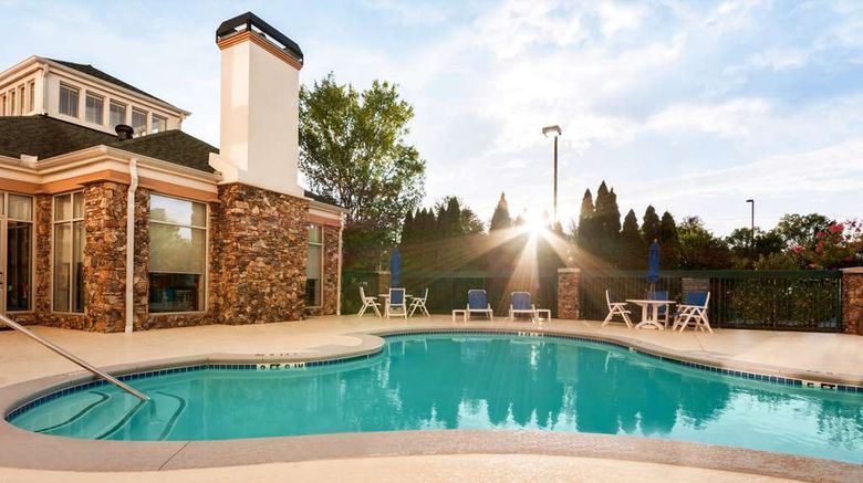 <b>Hilton Garden Inn Atlanta Northpoint Pool</b>. Images powered by <a href="https://iceportal.shijigroup.com/" title="IcePortal" target="_blank">IcePortal</a>.