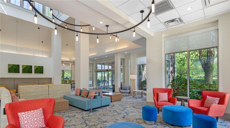 Hilton Garden Inn Atlanta Northpoint Lobby