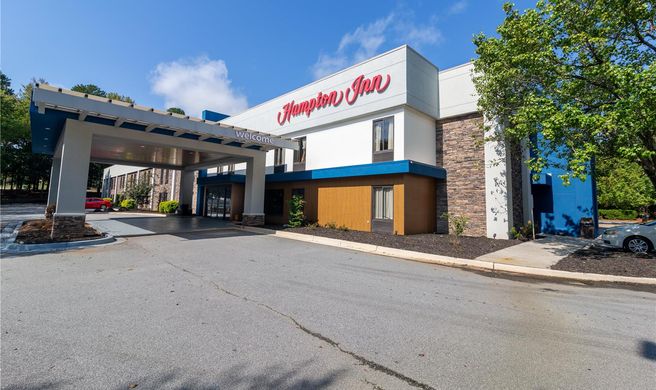 Hampton Inn Peachtree City Exterior