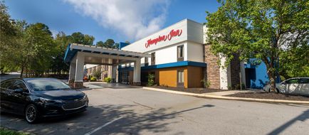 Hampton Inn Peachtree City Exterior