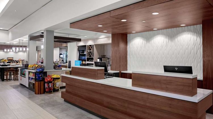 Hilton Garden Inn Atlanta Perimeter Ctr Lobby