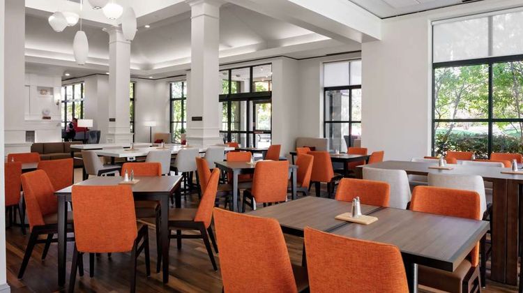 Hilton Garden Inn Atlanta Perimeter Ctr Restaurant