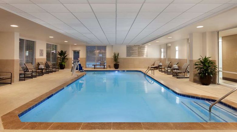 <b>Embassy Suites Atlanta - Airport Pool</b>. Images powered by <a href="https://iceportal.shijigroup.com/" title="IcePortal" target="_blank">IcePortal</a>.