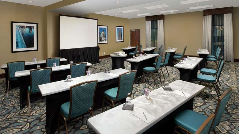 <b>Embassy Suites Atlanta - Airport Meeting</b>. Images powered by <a href="https://iceportal.shijigroup.com/" title="IcePortal" target="_blank">IcePortal</a>.