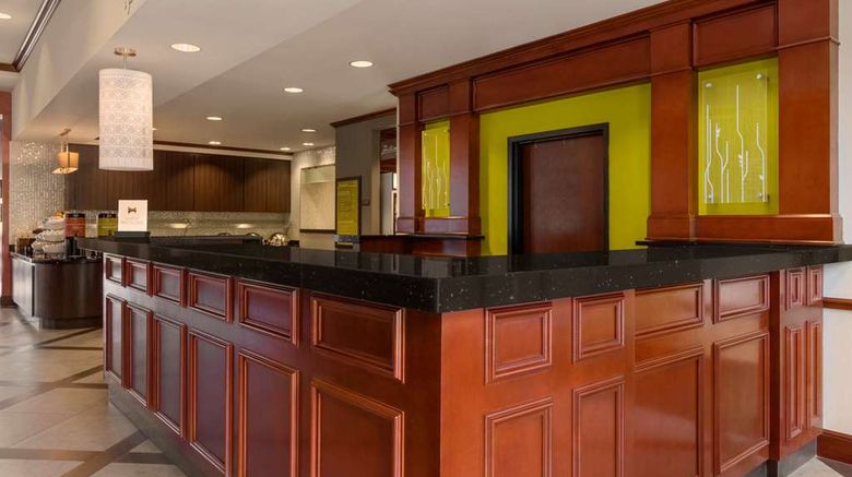 <b>Hilton Garden Inn Atlanta Marietta Lobby</b>. Images powered by <a href="https://iceportal.shijigroup.com/" title="IcePortal" target="_blank">IcePortal</a>.
