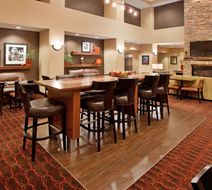 Hampton Inn & Suites Watertown Lobby