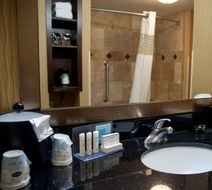 Hampton Inn & Suites Watertown Room