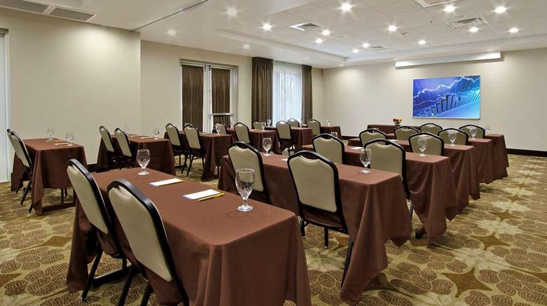 <b>Hilton Garden Inn Austin NW Arboretum Restaurant</b>. Images powered by <a href="https://iceportal.shijigroup.com/" title="IcePortal" target="_blank">IcePortal</a>.