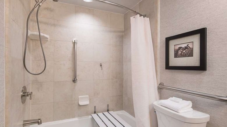 <b>Embassy Suites Austin Central Room</b>. Images powered by <a href="https://iceportal.shijigroup.com/" title="IcePortal" target="_blank">IcePortal</a>.