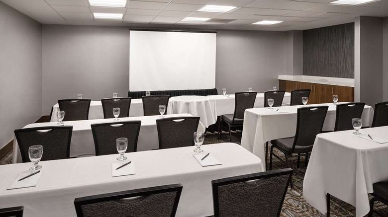 <b>Embassy Suites Austin Central Meeting</b>. Images powered by <a href="https://iceportal.shijigroup.com/" title="IcePortal" target="_blank">IcePortal</a>.