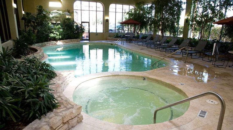 <b>Embassy Suites Austin Central Pool</b>. Images powered by <a href="https://iceportal.shijigroup.com/" title="IcePortal" target="_blank">IcePortal</a>.