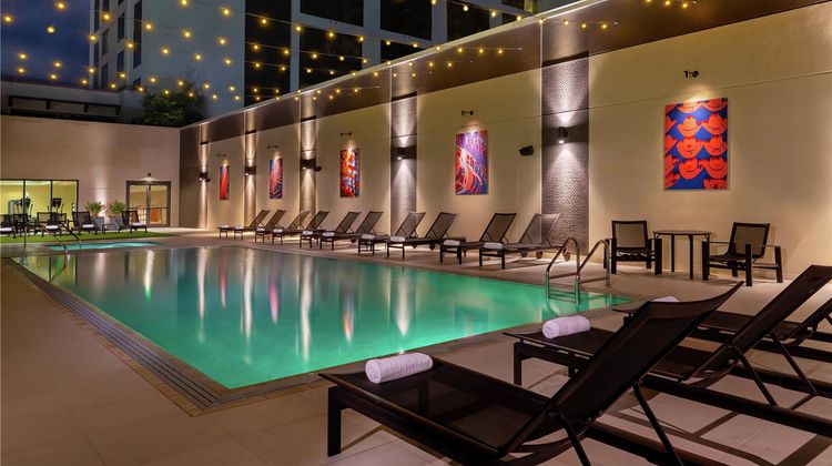 Hilton Austin Pool