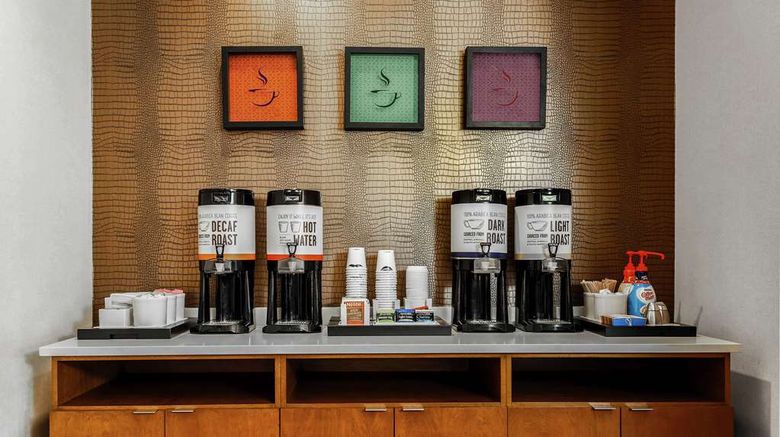 <b>Hampton Inn & Suites Austin/Downtown Restaurant</b>. Images powered by <a href="https://iceportal.shijigroup.com/" title="IcePortal" target="_blank">IcePortal</a>.
