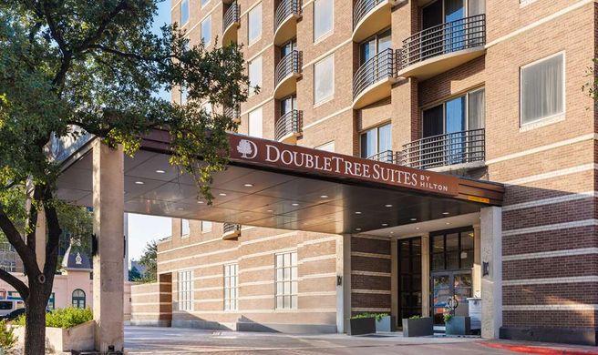 DoubleTree Suites Austin Dwntwn Capitol Exterior