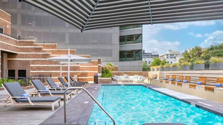 <b>DoubleTree Suites Austin Dwntwn Capitol Pool</b>. Images powered by <a href="https://iceportal.shijigroup.com/" title="IcePortal" target="_blank">IcePortal</a>.