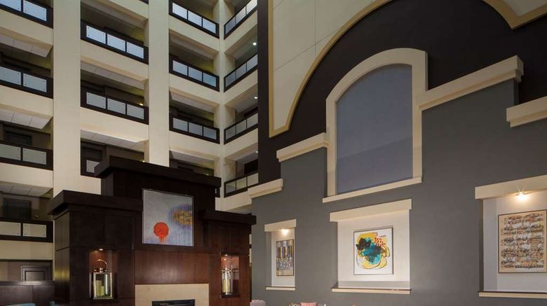 <b>Hilton Garden Inn Austin Downtown Lobby</b>. Images powered by <a href="https://iceportal.shijigroup.com/" title="IcePortal" target="_blank">IcePortal</a>.