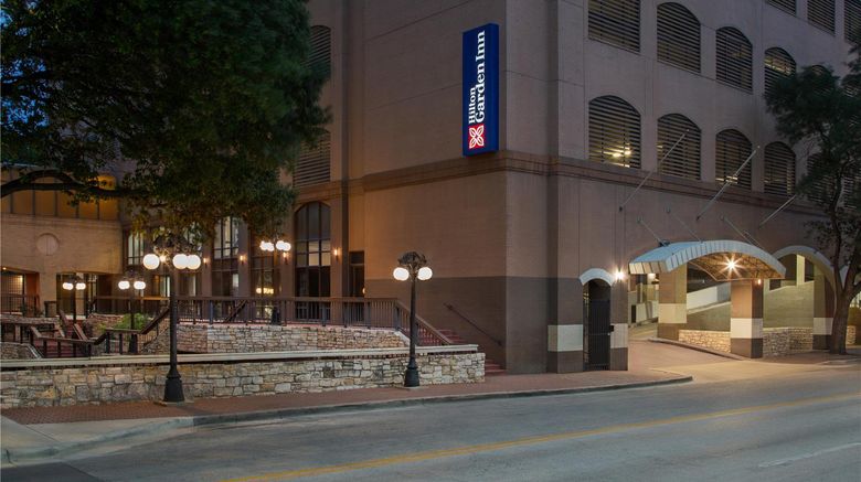 <b>Hilton Garden Inn Austin Downtown Exterior</b>. Images powered by <a href="https://iceportal.shijigroup.com/" title="IcePortal" target="_blank">IcePortal</a>.