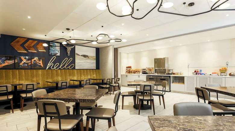 <b>Doubletree by Hilton - University Area Restaurant</b>. Images powered by <a href="https://iceportal.shijigroup.com/" title="IcePortal" target="_blank">IcePortal</a>.