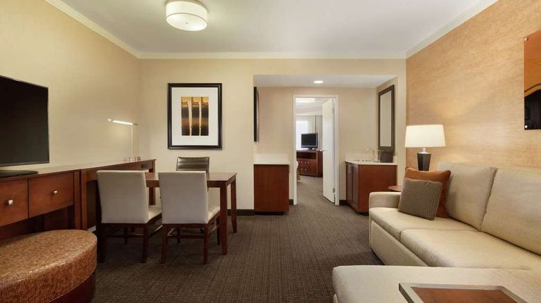 <b>Embassy Suites Austin Dwntwn South Congr Room</b>. Images powered by <a href="https://iceportal.shijigroup.com/" title="IcePortal" target="_blank">IcePortal</a>.