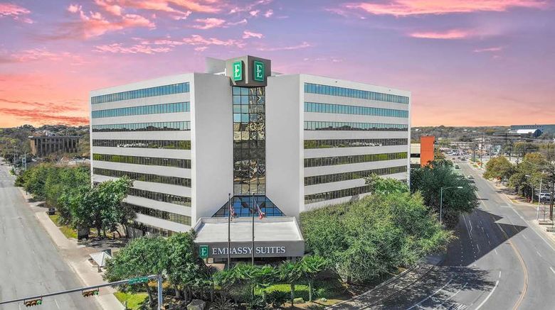 <b>Embassy Suites Austin Dwntwn South Congr Exterior</b>. Images powered by <a href="https://iceportal.shijigroup.com/" title="IcePortal" target="_blank">IcePortal</a>.