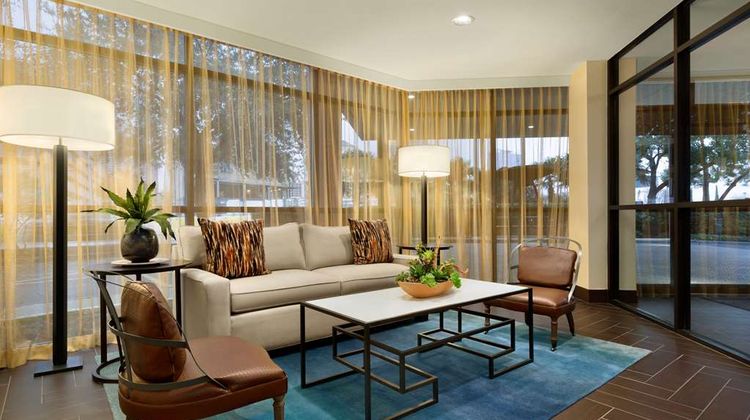 Embassy Suites Austin Dwntwn South Congr Lobby