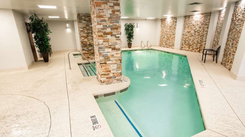 <b>Embassy Suites Austin Dwntwn South Congr Pool</b>. Images powered by <a href="https://iceportal.shijigroup.com/" title="IcePortal" target="_blank">IcePortal</a>.